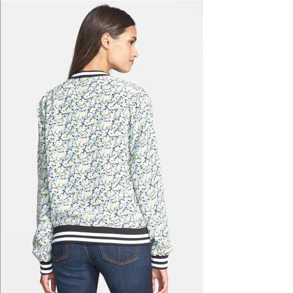 Equipment jacket - Picture 2 of 12